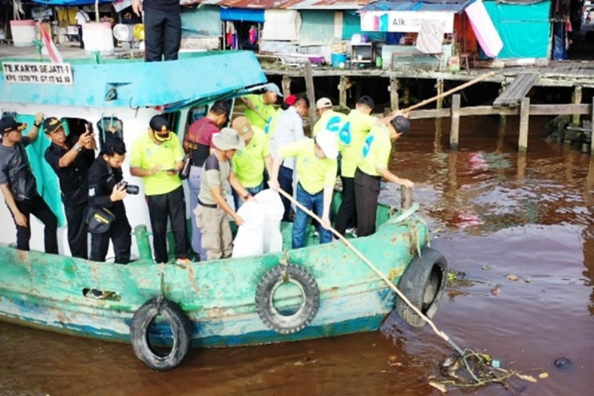 Ini harapan Bupati Kapuas saat peringatan Hari Peduli Sampah