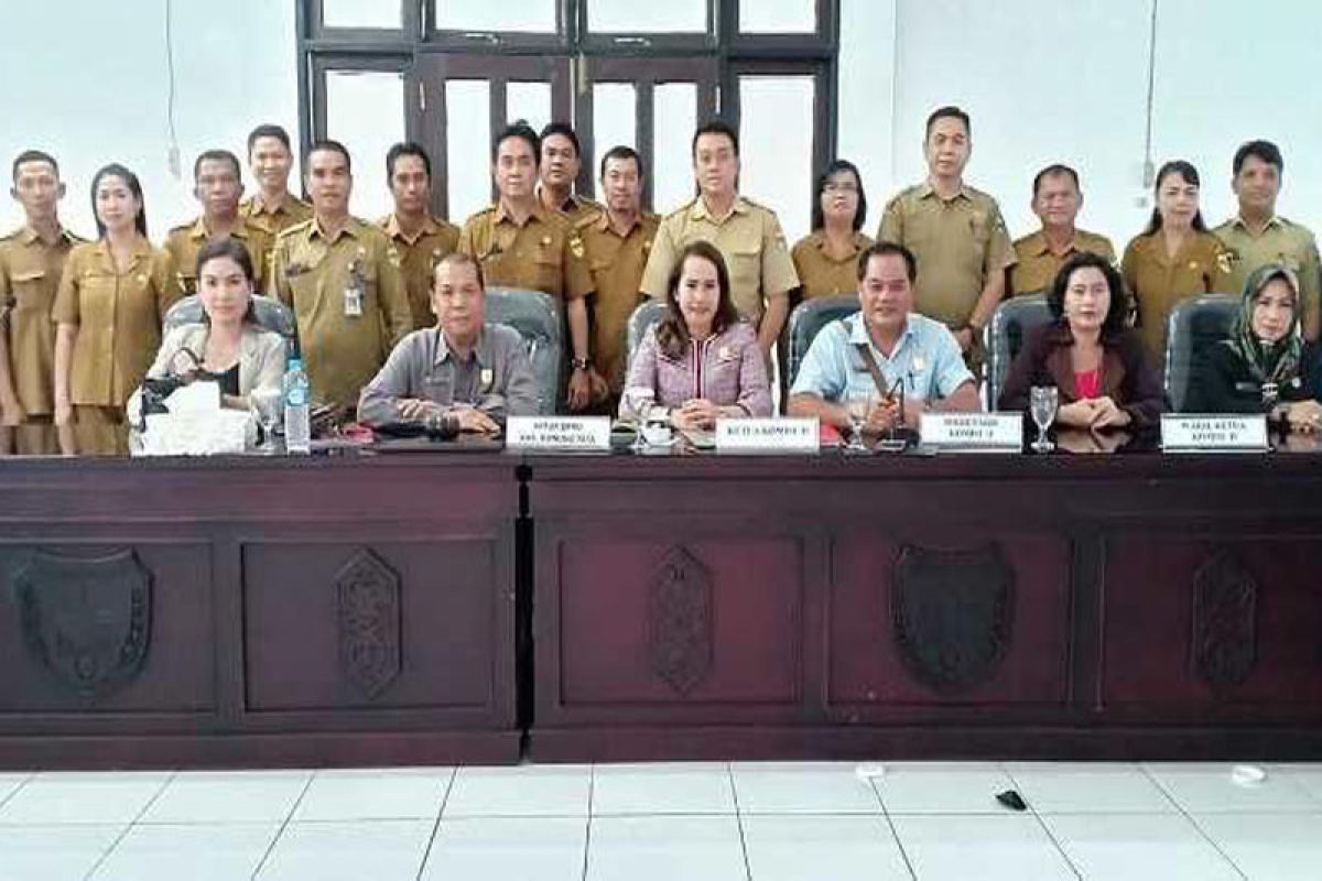 DPRD ingatkan Dinas PU Gunung Mas segera realisasikan anggaran