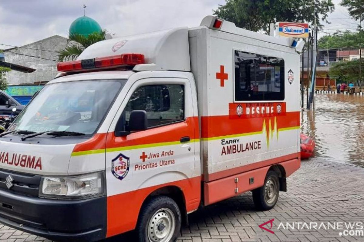 Suzuki Club Reaksi Cepat bantu evakuasi banjir Bekasi