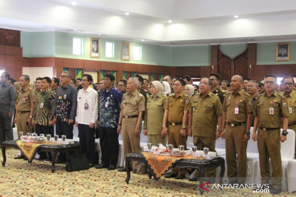 Bupati HST Hadiri Rakor percepatan penyaluran dan pengelolaan dana desa