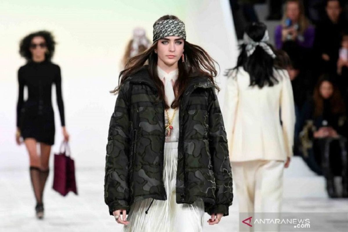 Dior gelar fashion show tanpa penonton barisan depan