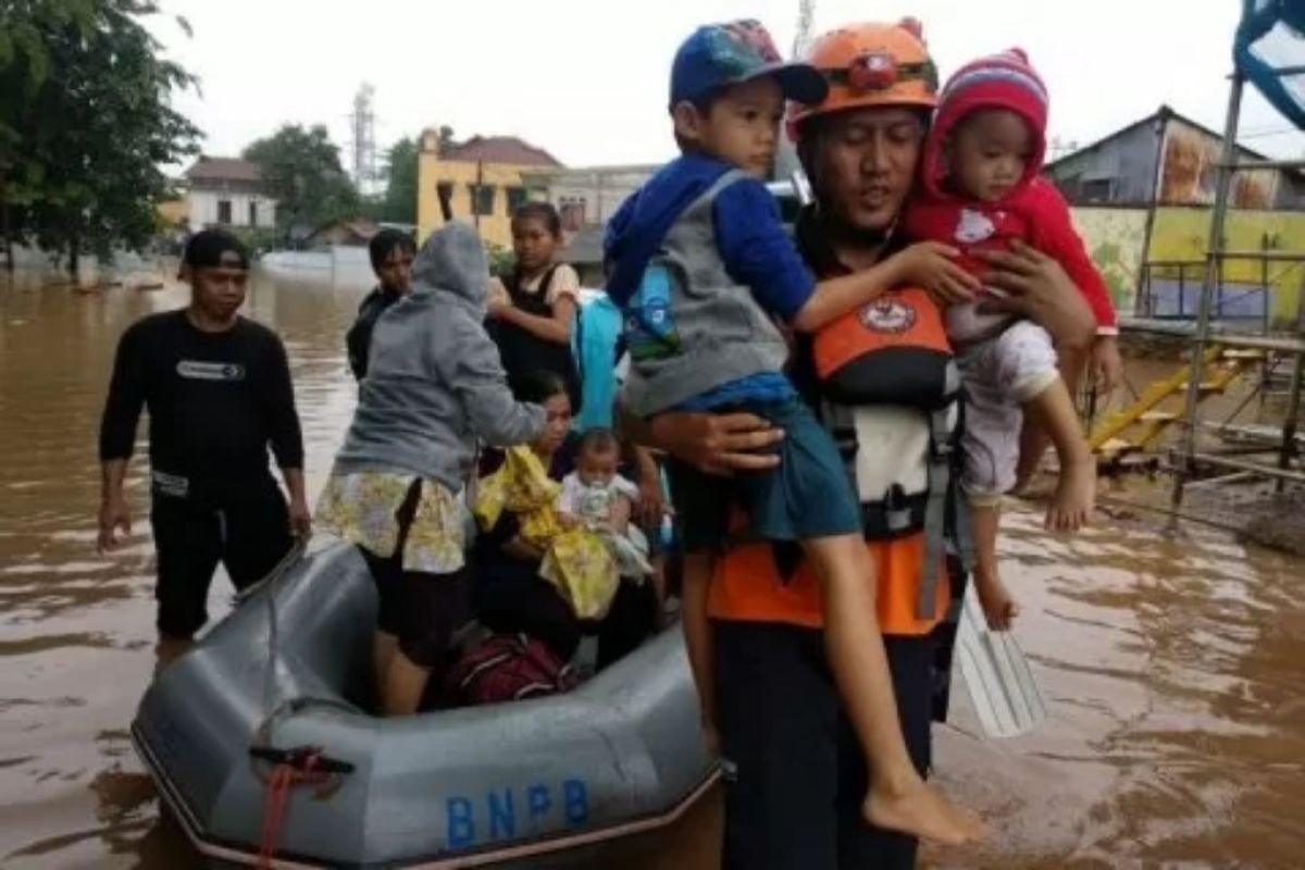 3.565 jiwa mengungsi akibat banjir Jakarta