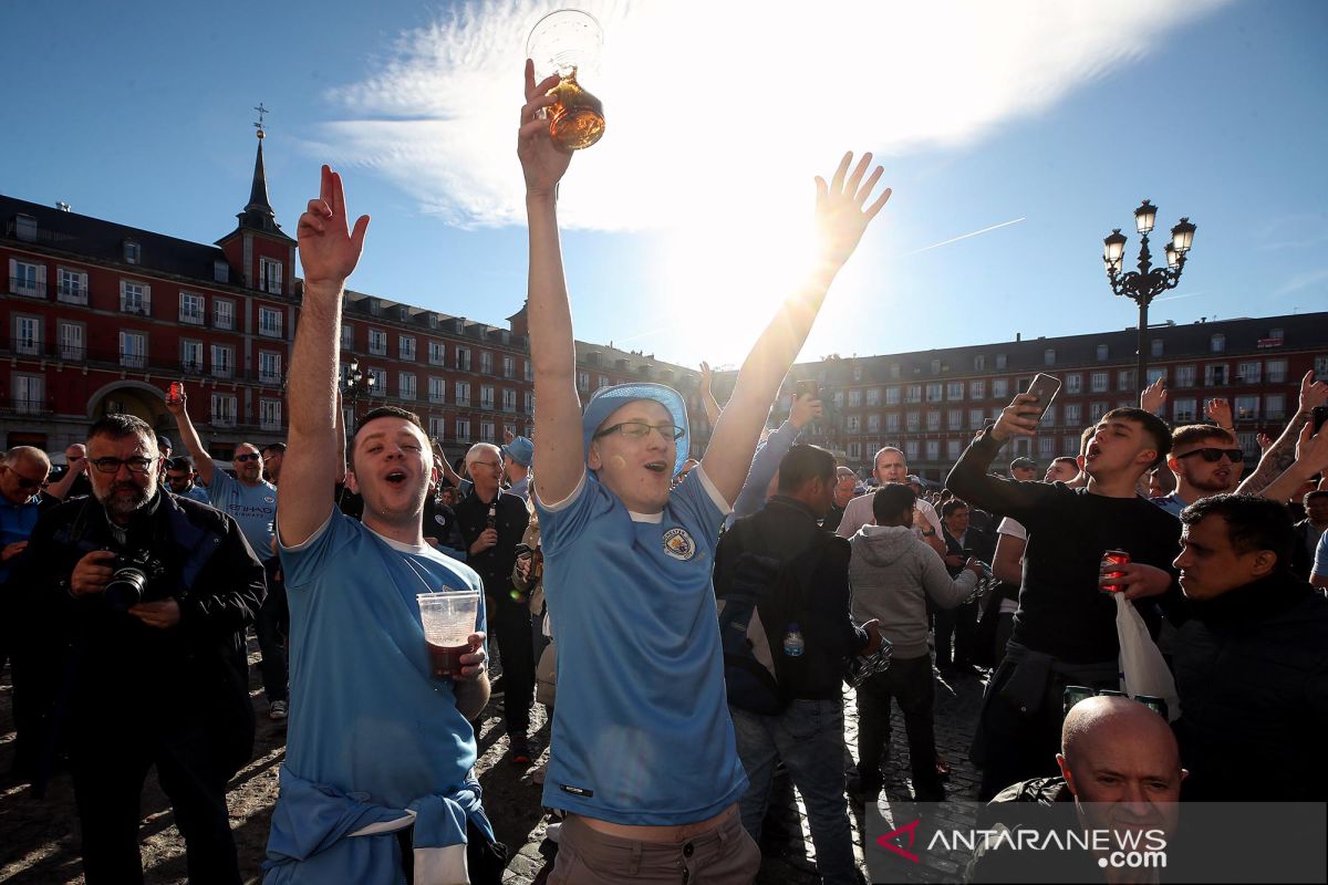 Penonton final Piala Liga Inggris harus jalani tiga kali tes COVID-19