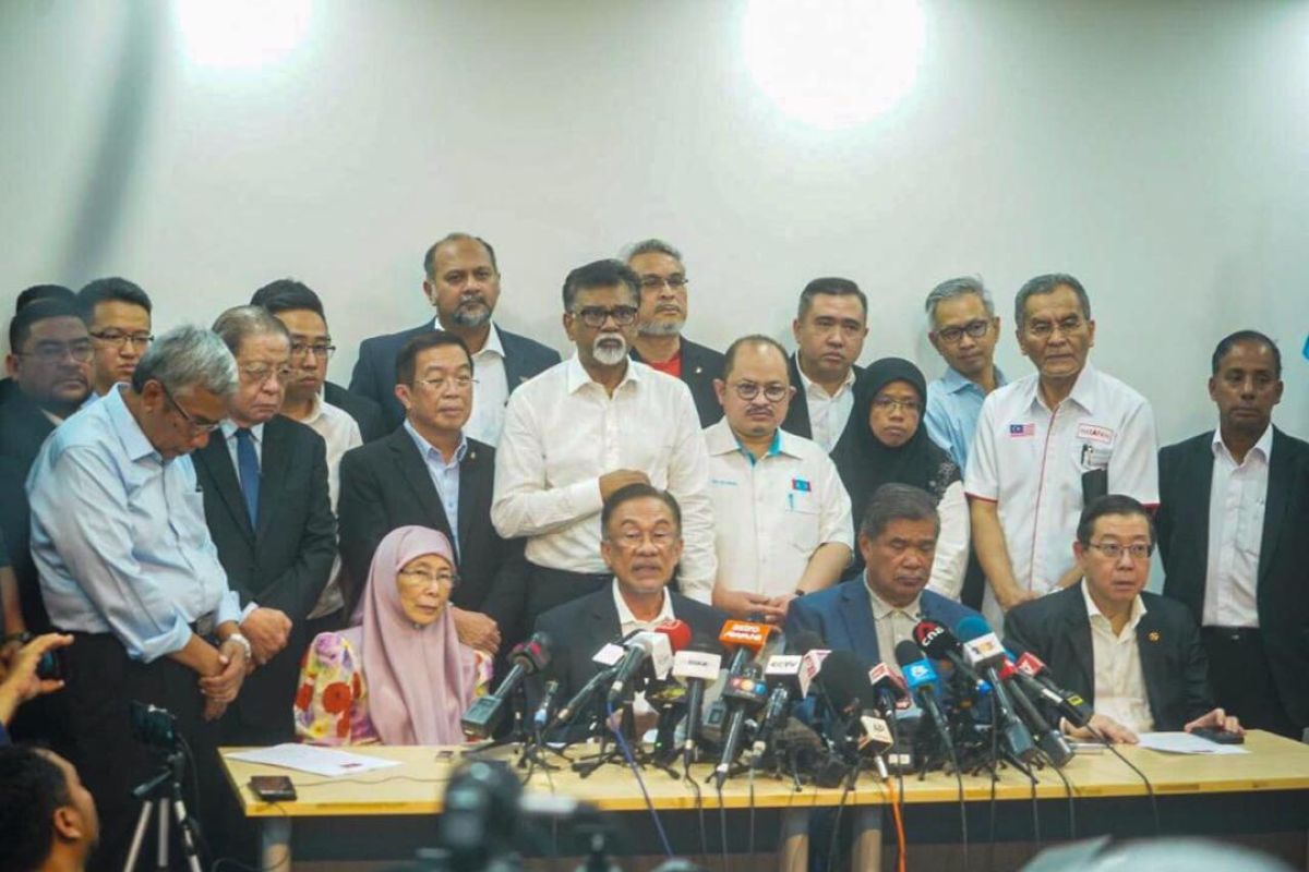Majelis Presiden PH protes Mahathir, Anwar: Hak dan kuasa melantik PM di tangan Raja Malaysia