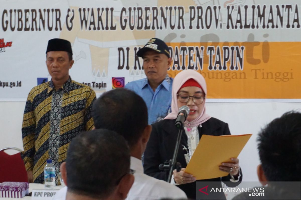 Ketua KPU Lantik 60 Anggota PPK di Tapin