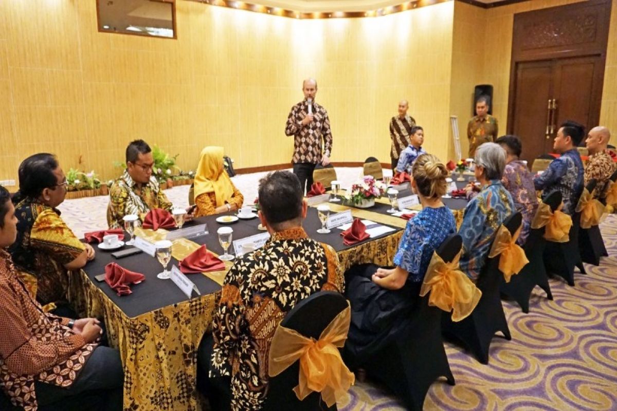 Gaet kunjungan wisata, Pemkab Pekalongan titip promosi wisata ke Kedubes Australia