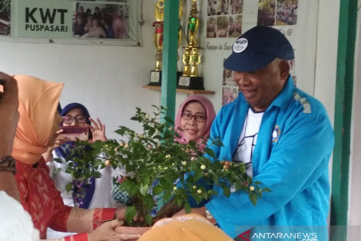 Lantip Indonesia belajar buat pupuk organik di Kota Bogor