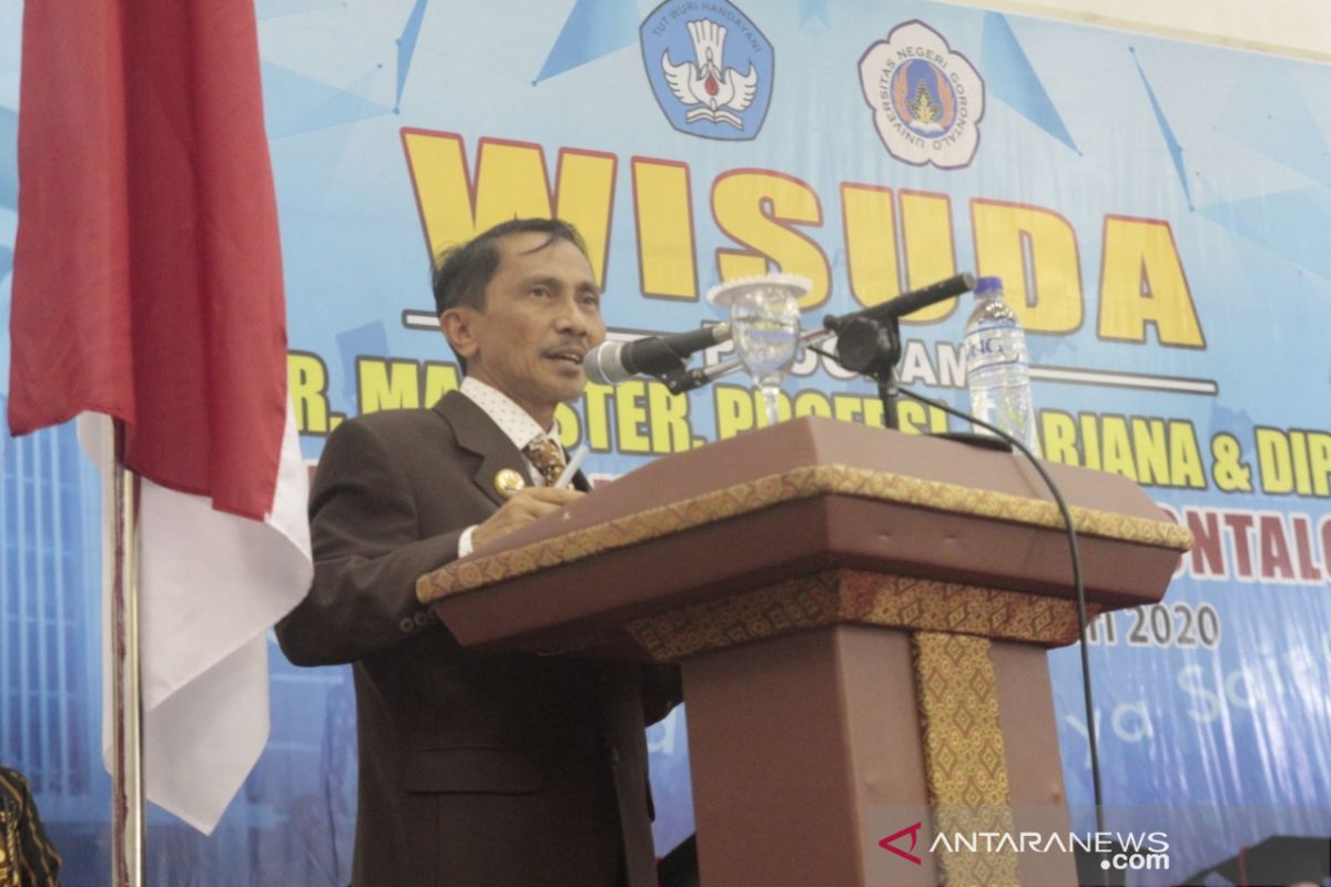 Bupati Gorontalo sampaikan orasi ilmiah di UNG