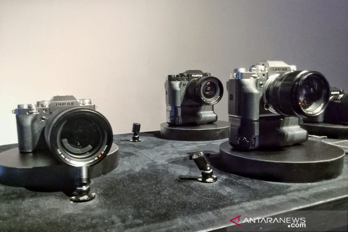 Ini fitur dan spesifikasi kamera Fujifilm X-T4