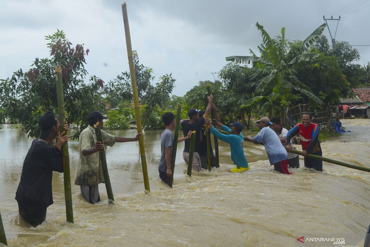 Cegah dan atasi banjir, Kabupaten Bekasi gelar pekan gotong royong