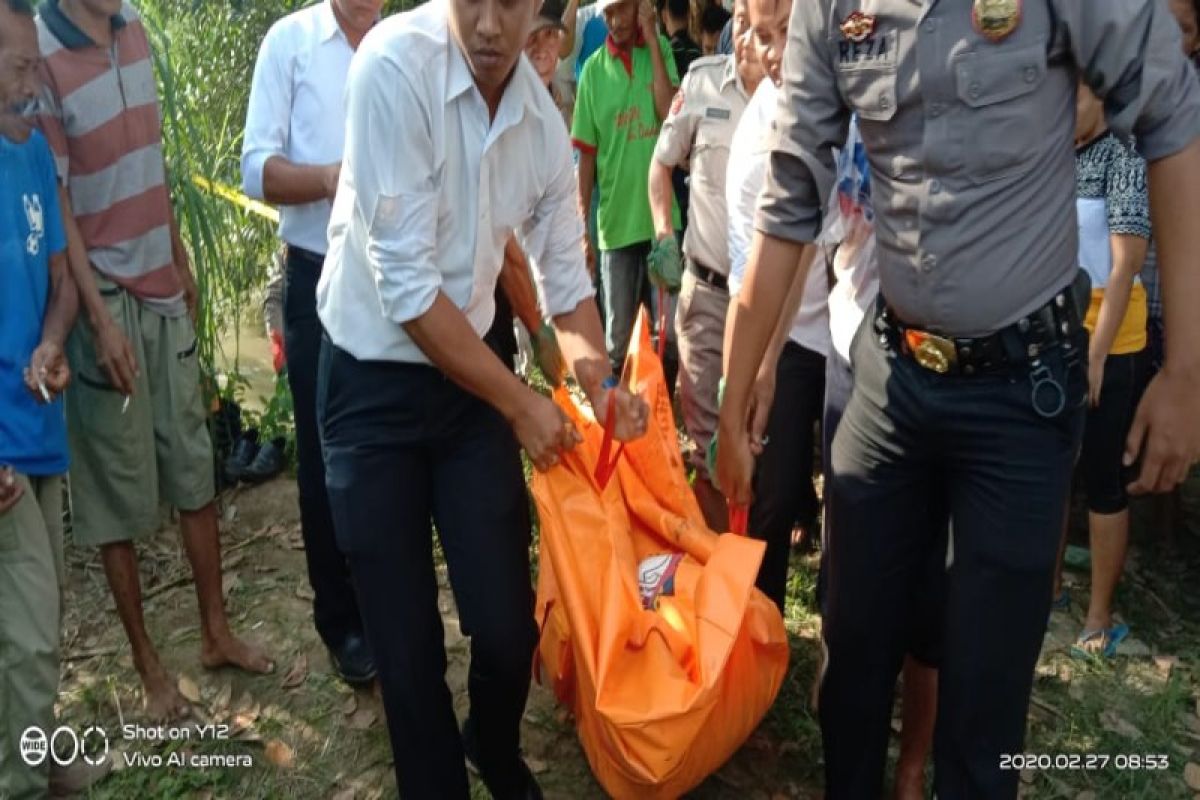 Mayat Zulkarnaen ditemukan hanyut di Sungai Padang.