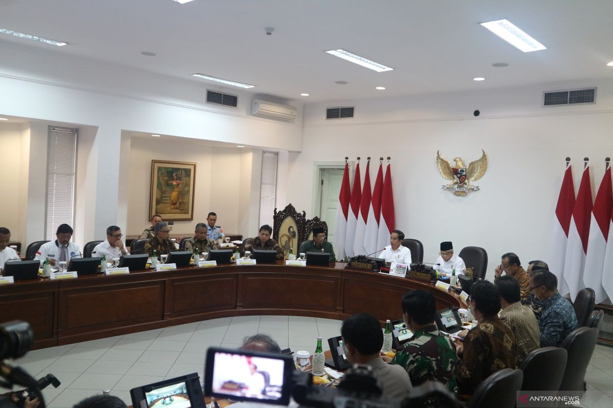 Presiden pimpin Rapat Terbatas Pengembangan Pusat Data Nasional