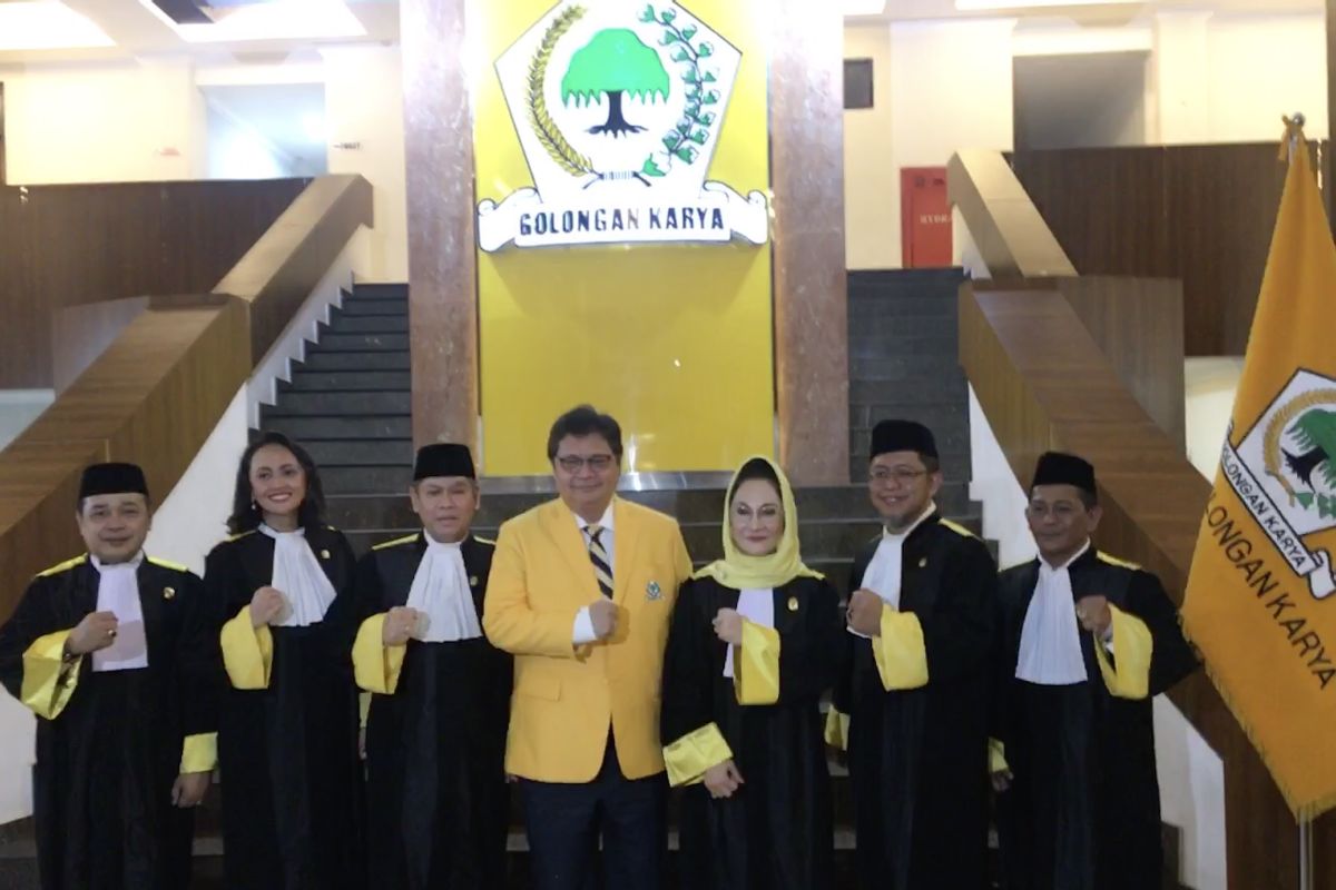 Golkar lantik 7 hakim Mahkamah Partai Golkar 2019-2024