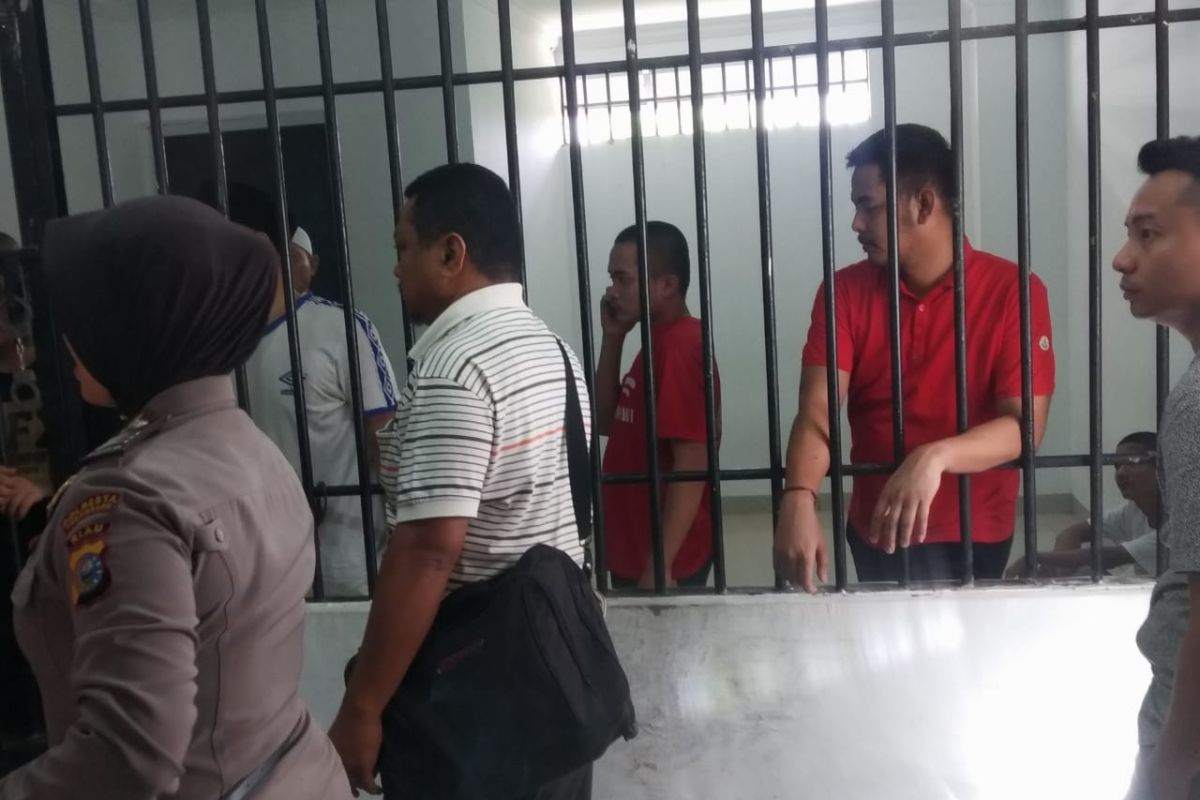 Jaksa jebloskan anak Bupati Rohil tersangka penganiayaan ke tahanan
