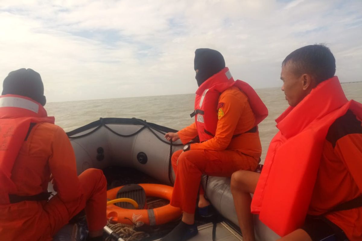 Tim SAR Pangkalpinang lakukan penyisiran cari nelayan hilang
