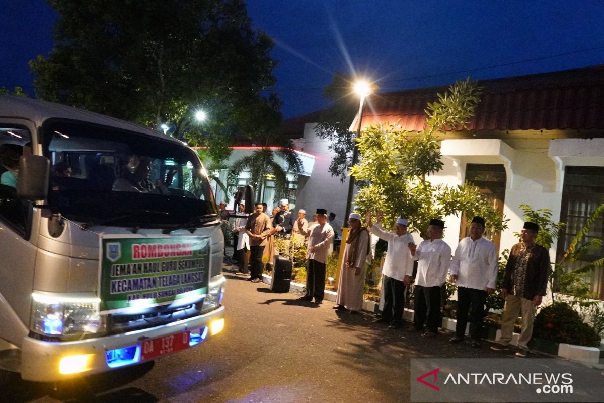 Pemkab HSS fasilitasi pemberangkatan jemaah haul Guru Sekumpul