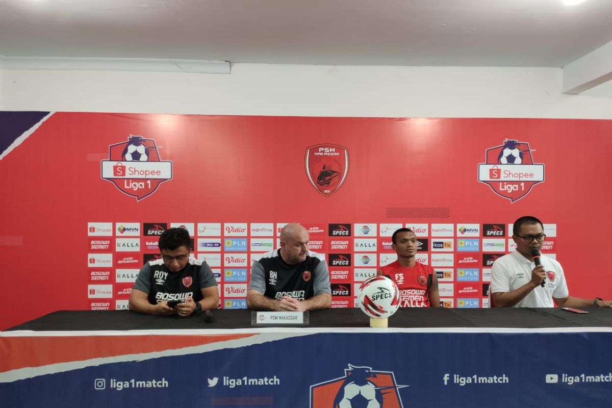 Ferdinand lupakan persahabatan bersama Aaron Evans