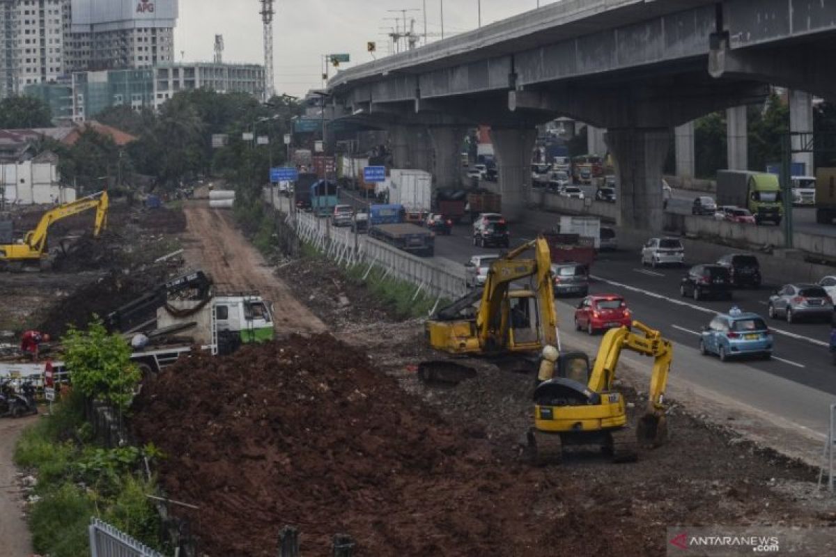 Gara-gara tol Jakarta-Cikampek banjir, proyek kereta cepat dihentikan sementara
