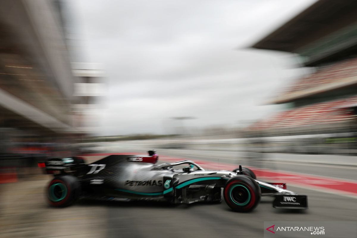 Mercedes dengan Bottas tercepat di sepanjang tes pramusim di Barcelona