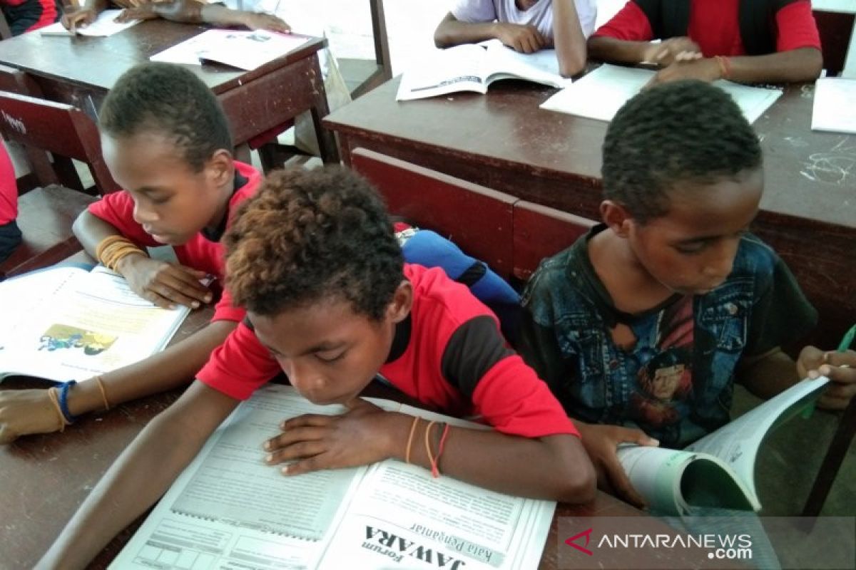 Tantangan meningkatkan budaya literasi warga Papua