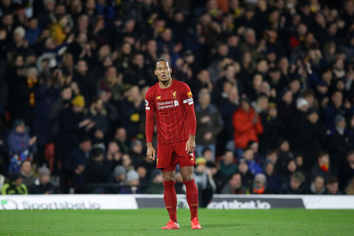 Van Dijk kecewa berat  karena Liverpool kalah telak