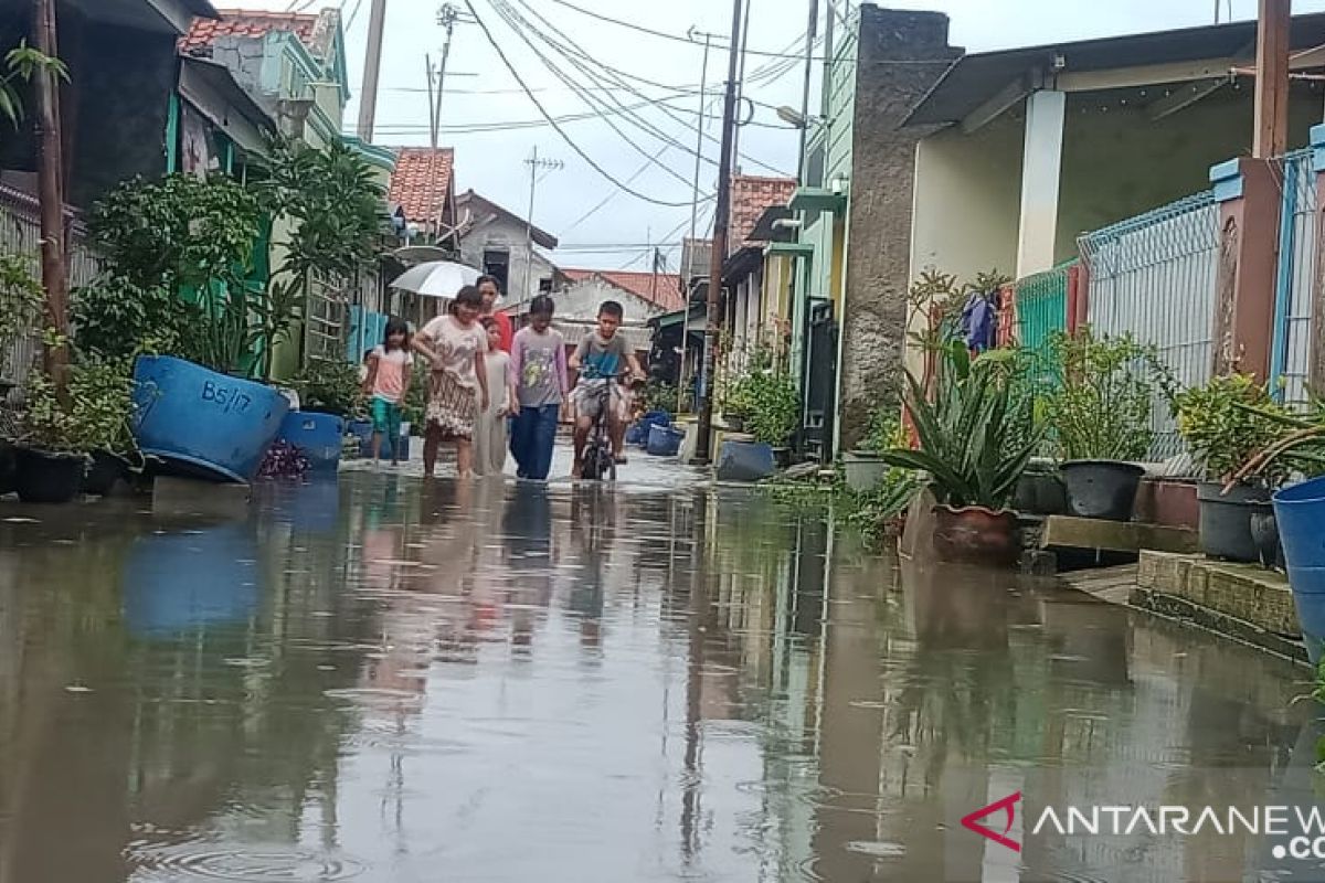 Total kerugian banjir di Karawang masih dihitung