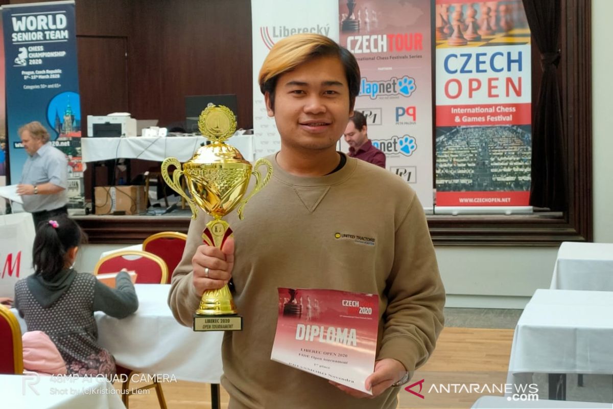 Pecatur Novendra Juara Liberec Open 2020