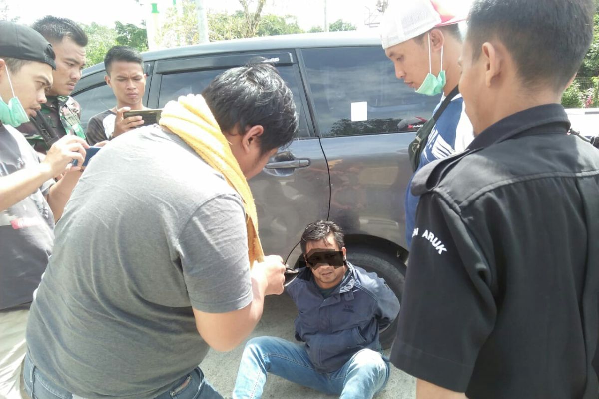 Malaysian citizen detained for drug possesion while crossing border in Aruk