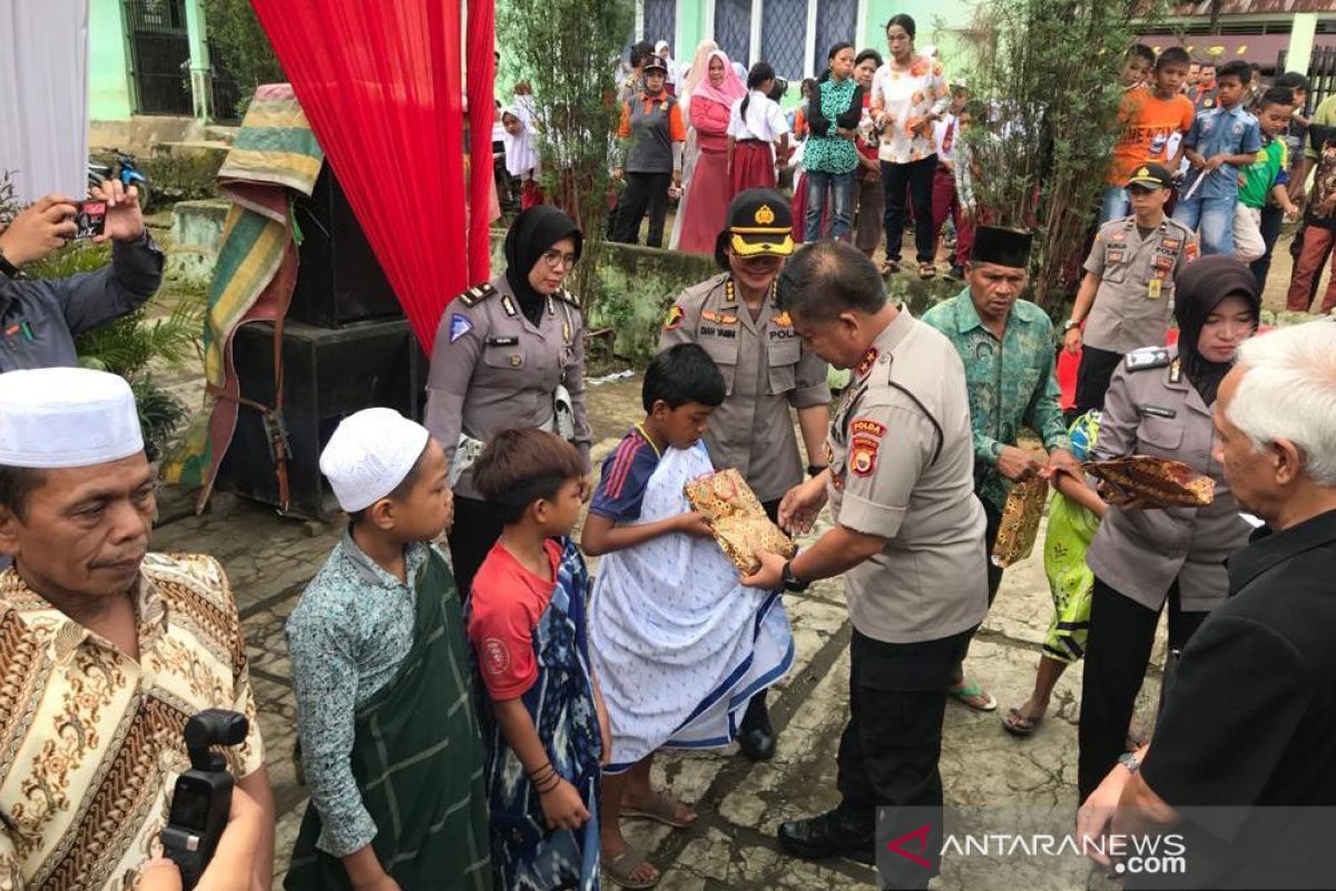 Polda Bengkulu bakti sosial di wilayah rawan kejahatan