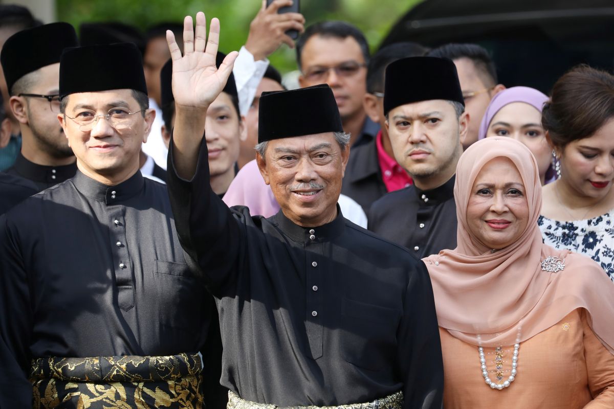 Muhyiddin minta rakyat menerima keputusan raja