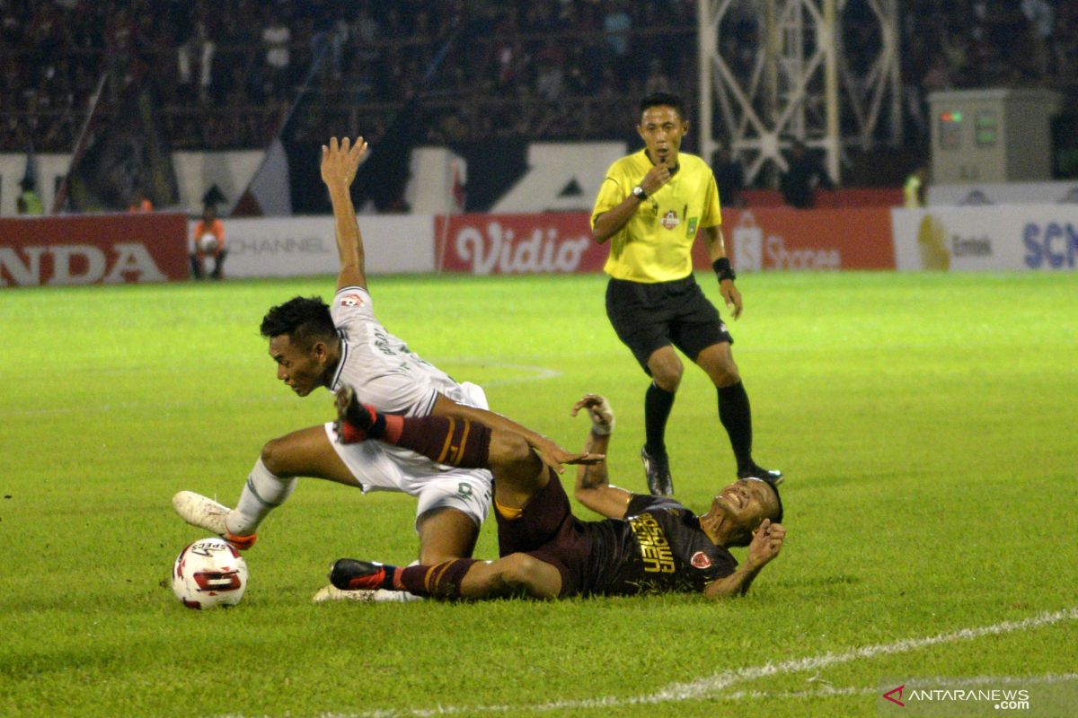 PSM kalahkan PSS Sleman di Makassar 2-1