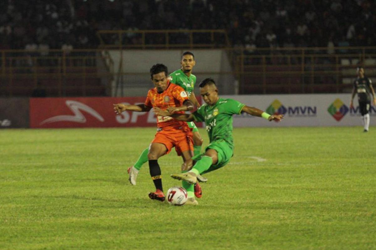 Mengalami patah tangan, Persiraja kehilangan pemain belakang