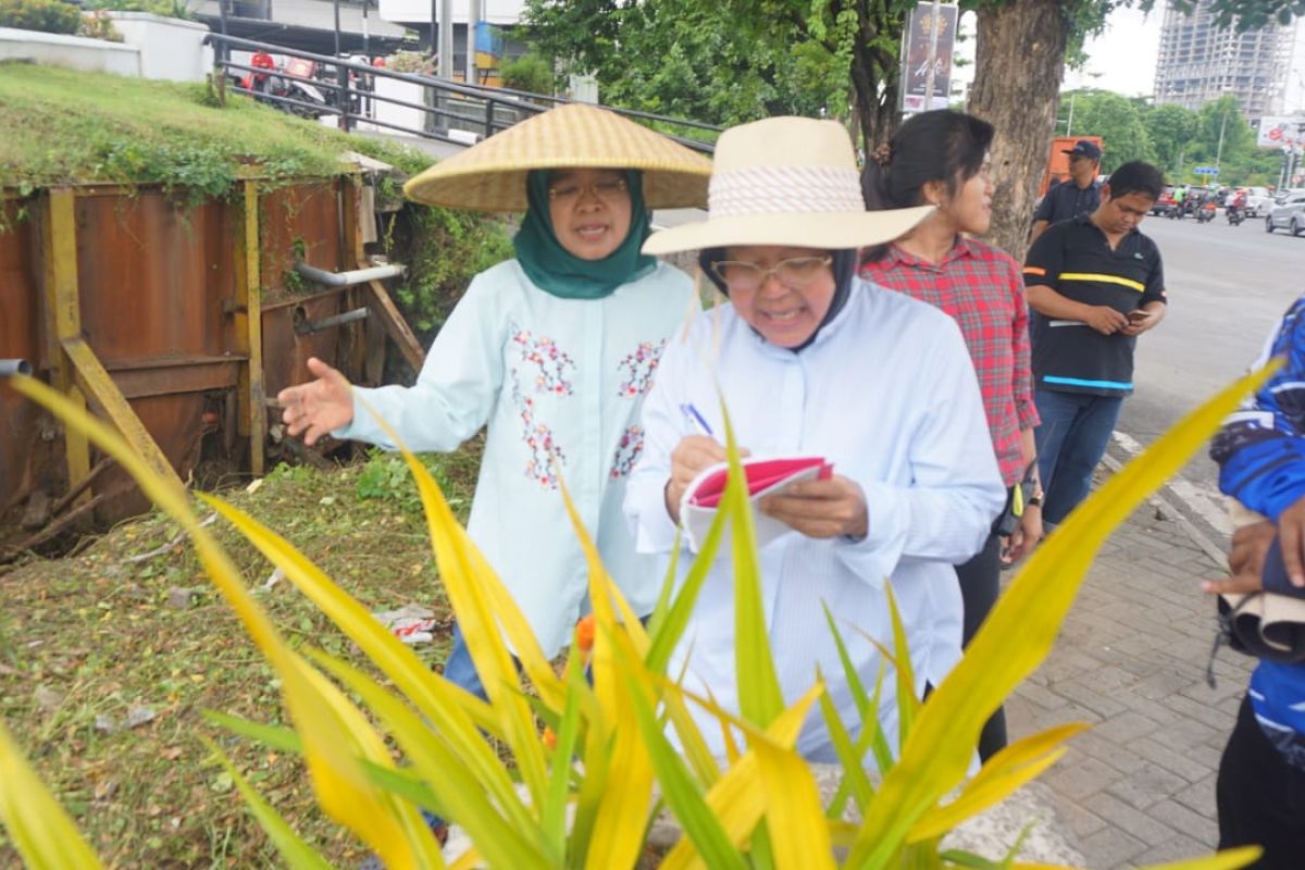Wali Kota Risma ingin Underpass Mayjend Sungkono Surabaya dibangun taman