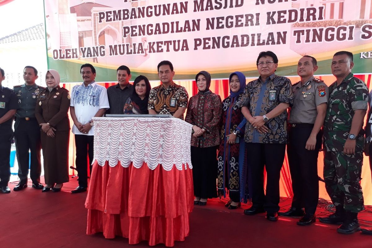 Wali Kota Kediri dukung pembangunan masjid di Pengadilan Negeri Kediri
