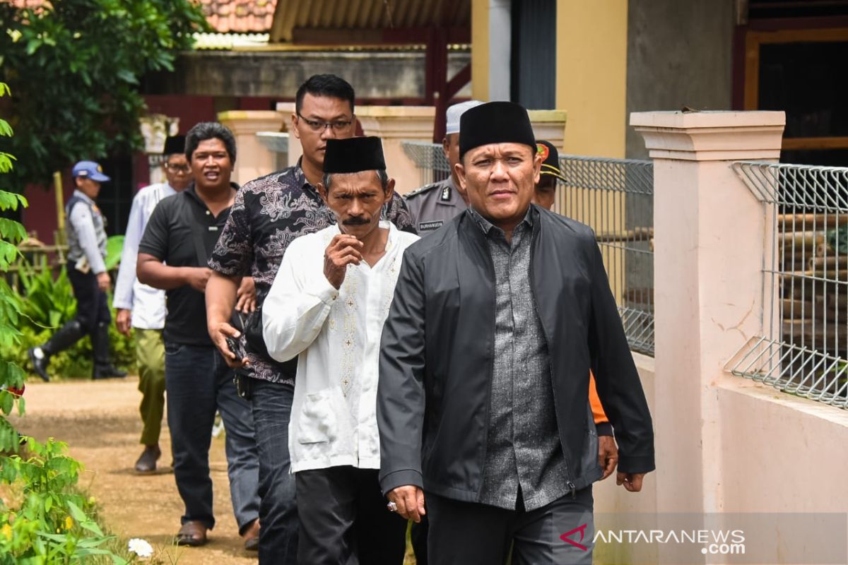 Ahmad Zamakhsyari akan konsultasi pada kiai terkait pencalonan bupati