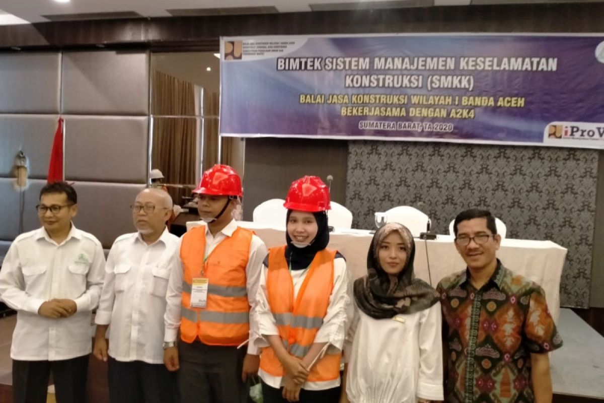 A2K4 sebut 14 ribu tenaga kerja konstruksi Sumbar harus miliki sertifikasi