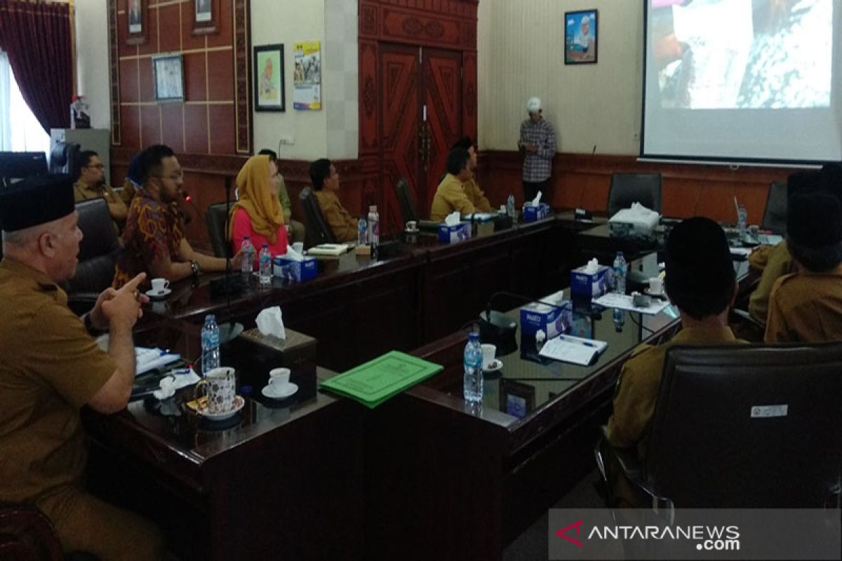 Aceh Tengah jajaki kerjasama pengelolaan sampah dengan perusahaan Inggris