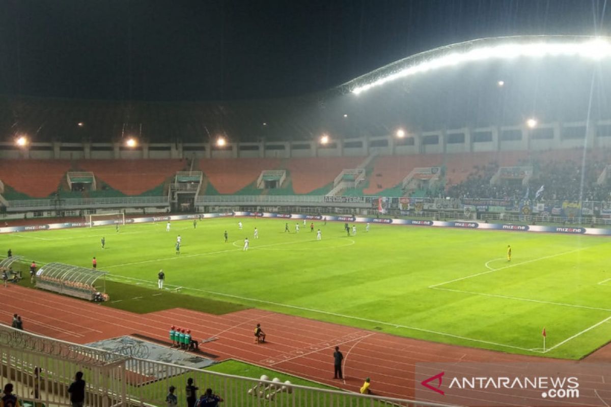 Laga kandang perdana Persikabo kalah 0-2 dari Arema FC