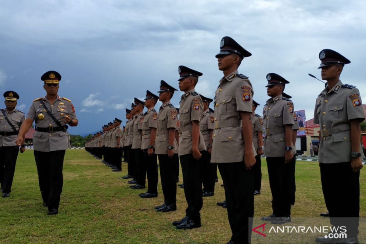 Kapolda Gorontalo melantik 187 bintara baru