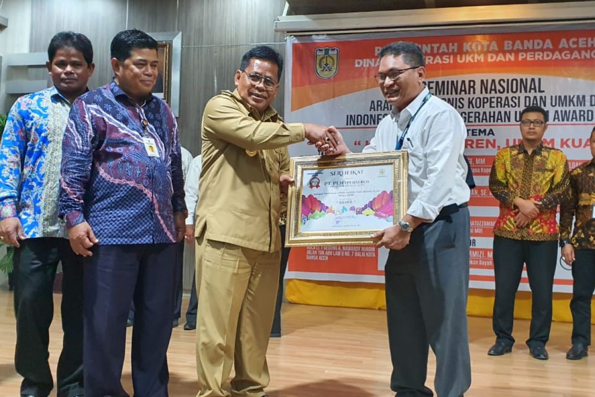 PLN Aceh terima Anugerah UMKM AWARD 2020 dari Walikota Banda Aceh