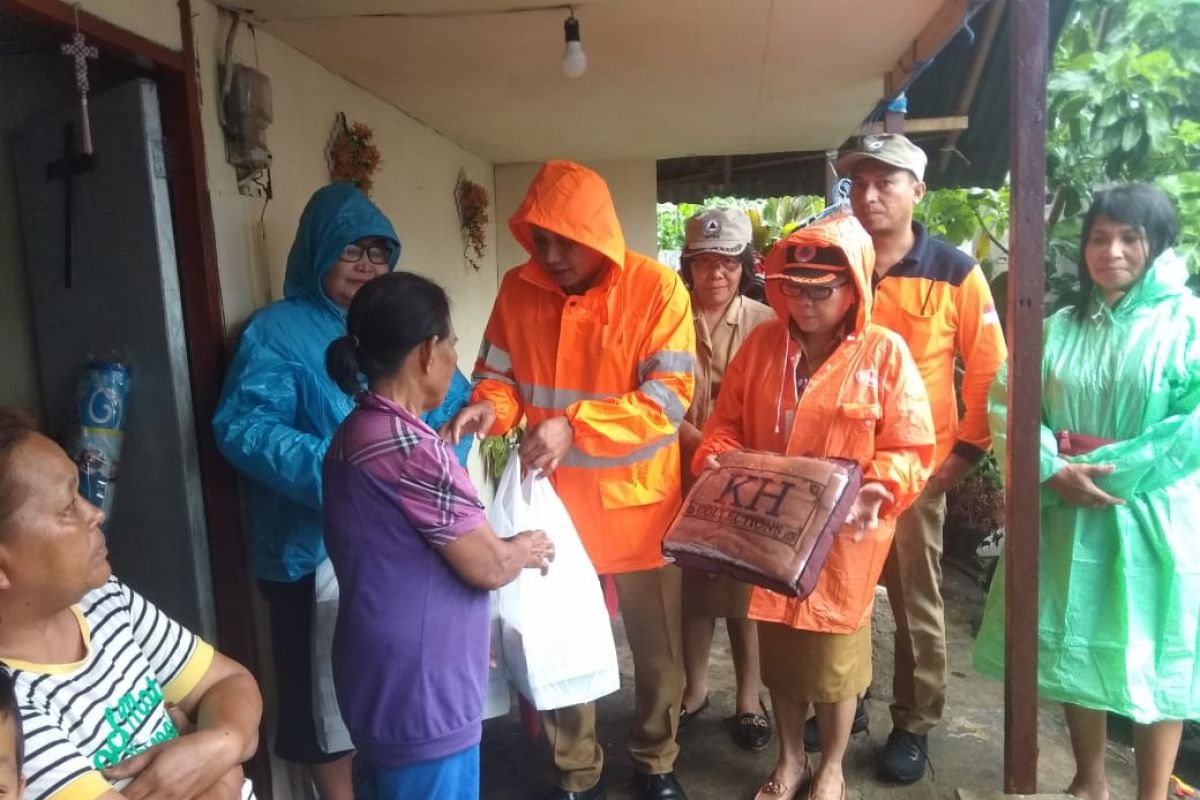 Hujan sebabkan banjir dan tanah longsor di Manado