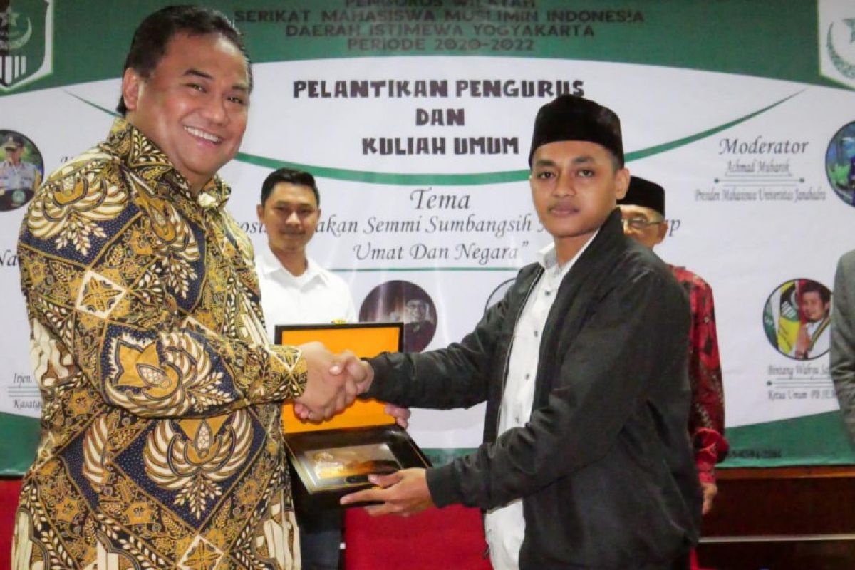 Rachmat Gobel dorong mahasiswa berperan dalam perekonomian nasional