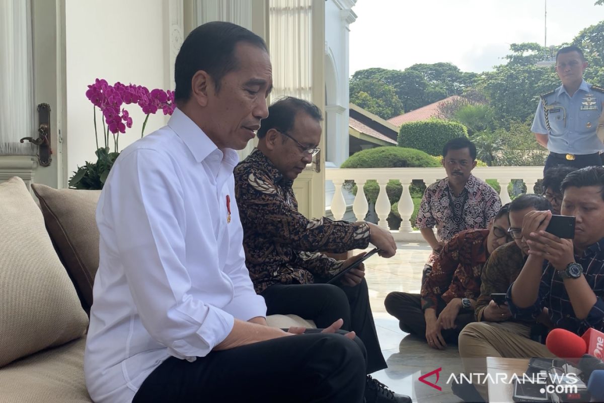 Presiden Jokowi perintahkan Polri tindak tegas penimbun masker