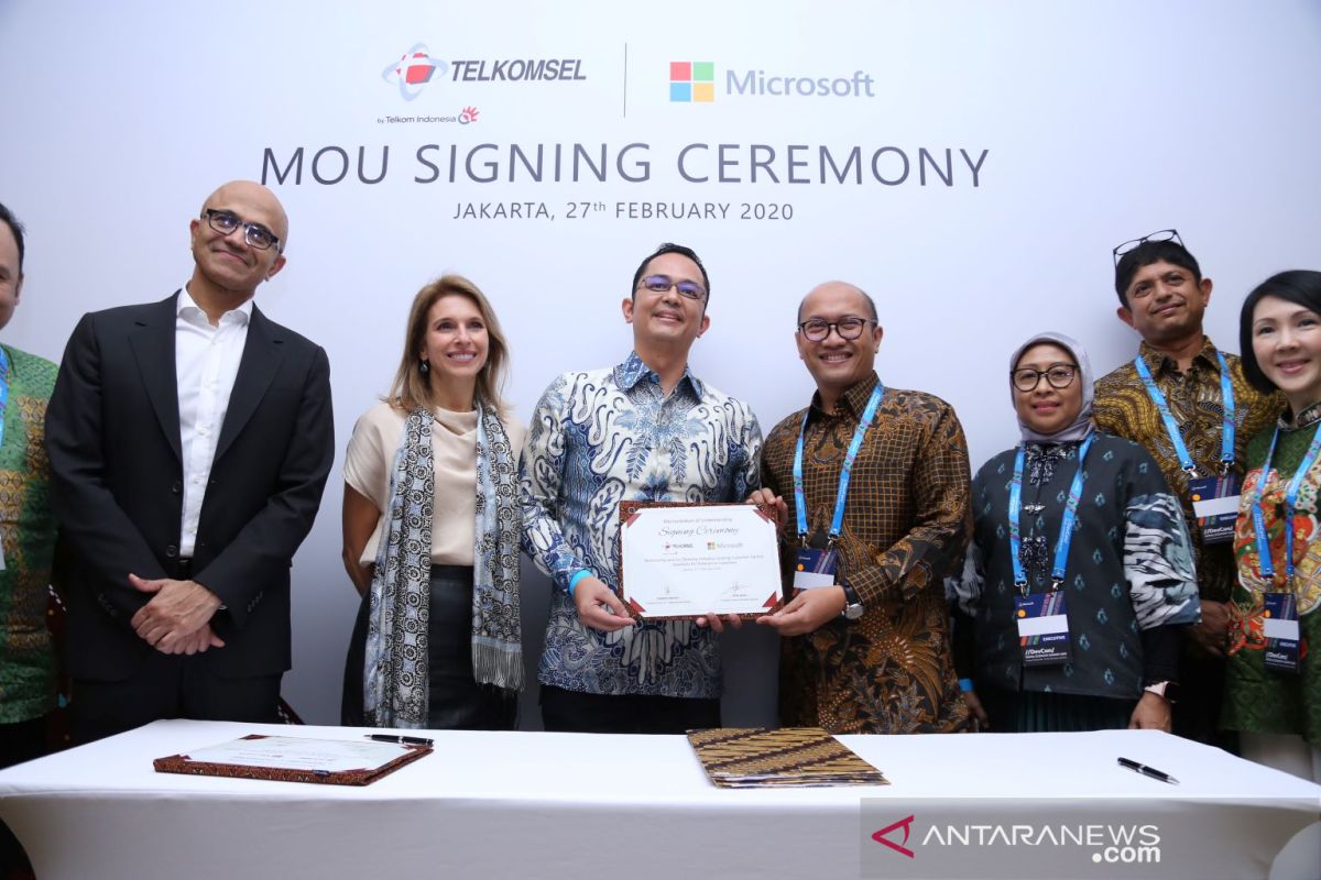 Microsoft dan Telkomsel jalin kemitraan strategis dalam Edge Computing Berbasis AI