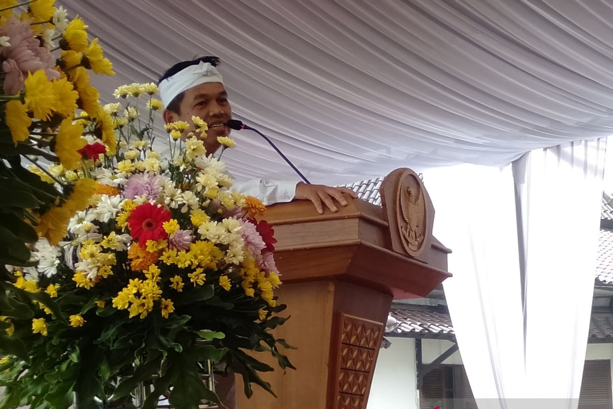 Dedi Mulyadi semangati ratusan guru dan kepala sekolah di Karawang