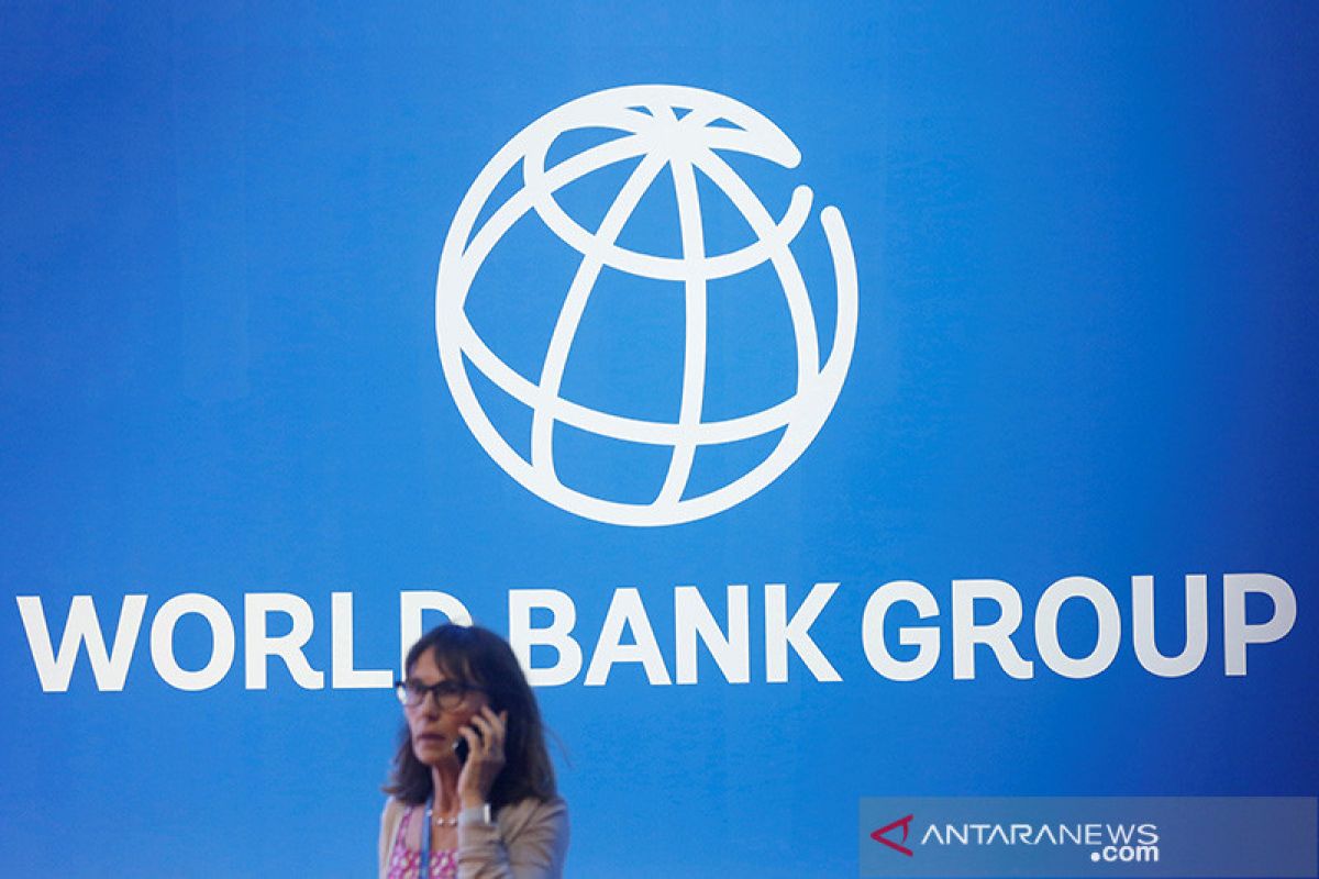 Bank Dunia prediksikan ekonomi Indonesia tak tumbuh tahun ini, akibat COVID-19