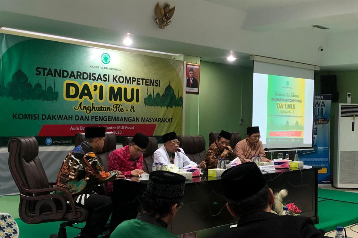 Mahfud ingatkan para dai saat berceramah jangan menimbulkan ketegangan