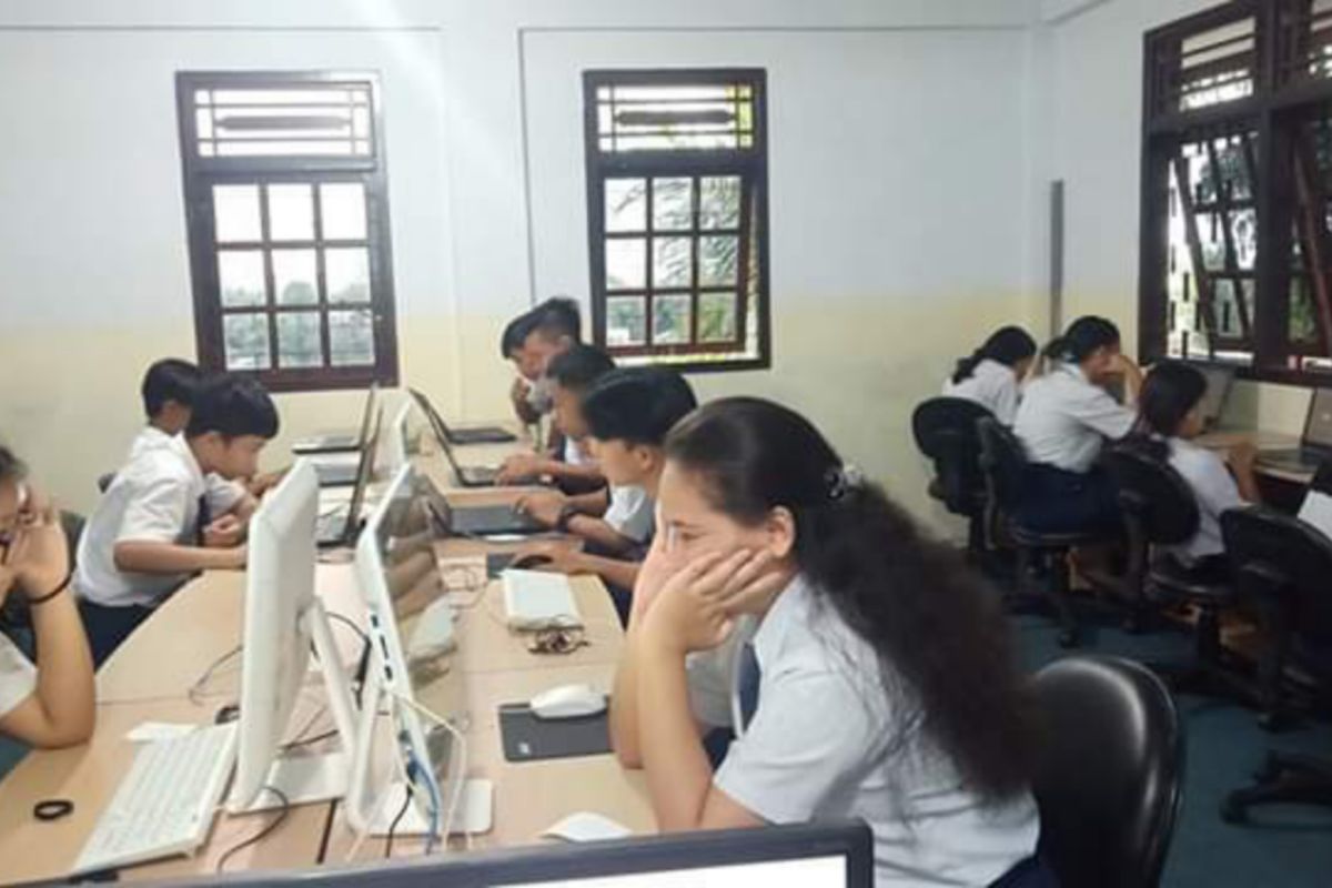 SMP di Minahasa Tenggara simulasikan UNBK