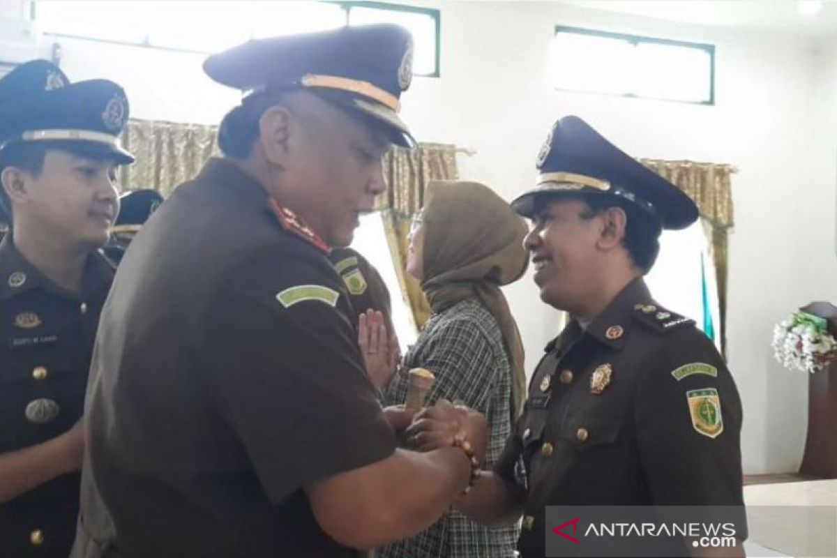 Kepala Seksi Intelijen Kejari Gumas yang baru resmi dilantik