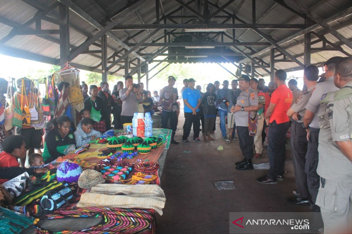 Kapolres Jayawijaya sosialisasi kamtibmas di Pasar Potikelek Wamena
